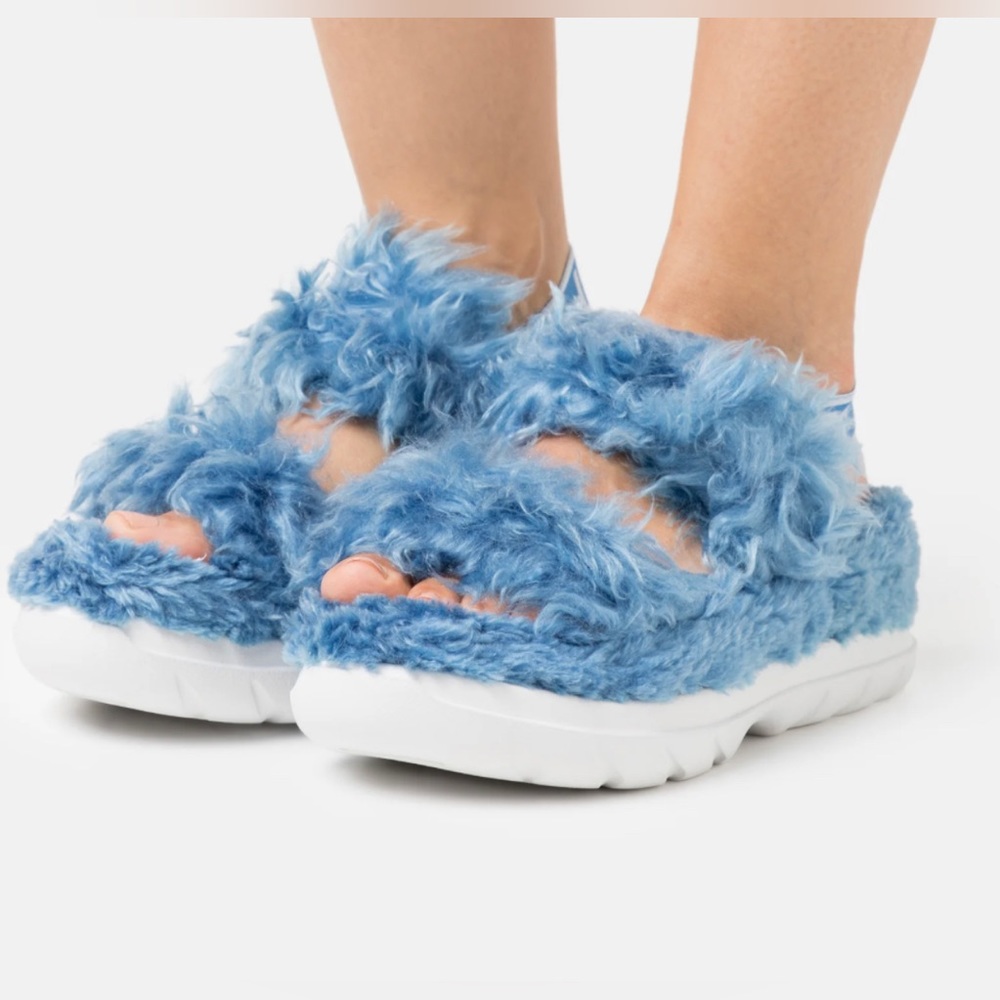 Uggs Fluff Sugar sandals blue Sz 9